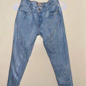 LEVIS Skinny Jeans ⭐️